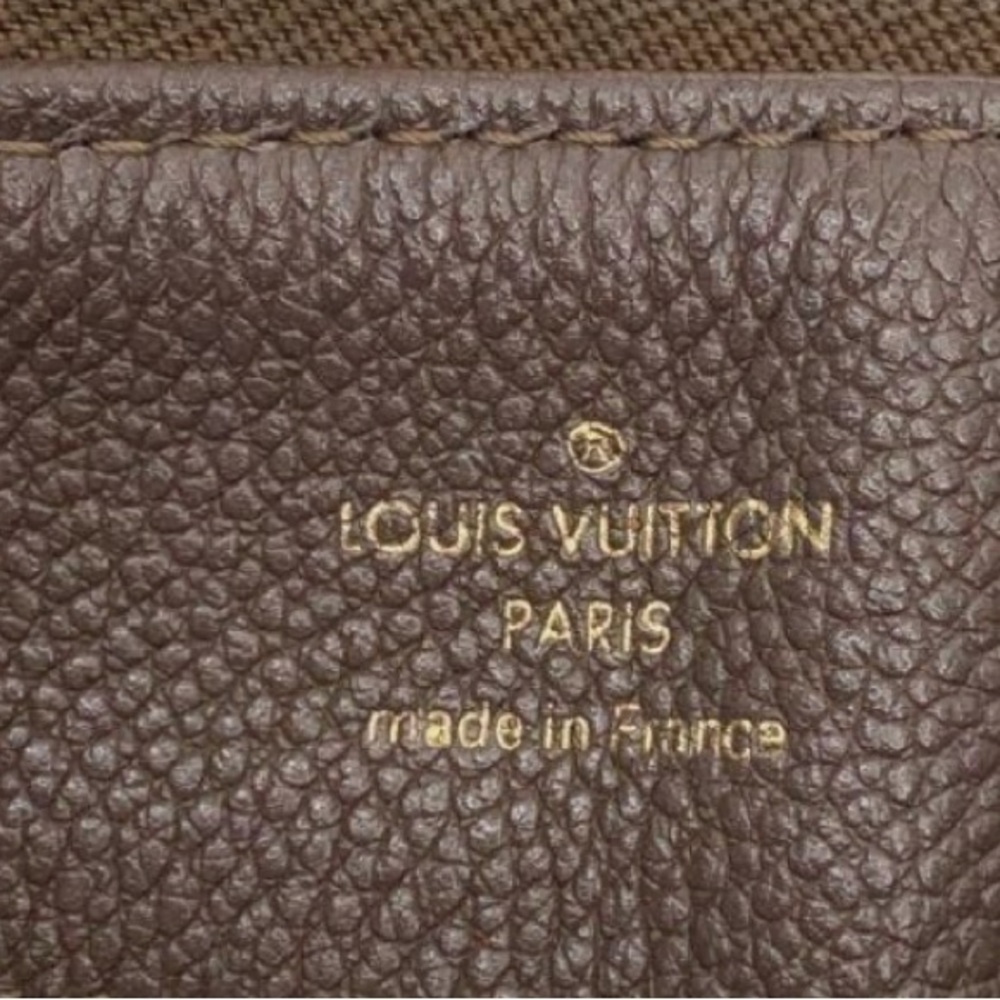 Louis Vuitton Brown Shoulder Bag - Picture 8 of 10